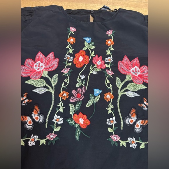 Zara Women’s Black Embroidered Blouse Medium - Picture 3 of 9